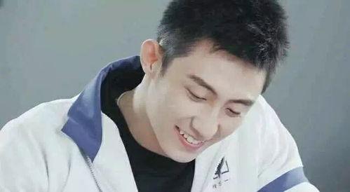 娱乐大爆料小生是谁扮演的,揭秘小生扮演者背后的故事